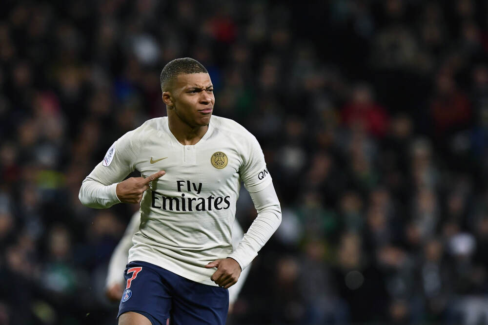 重庆彩民喜中刮刮乐80万元大奖